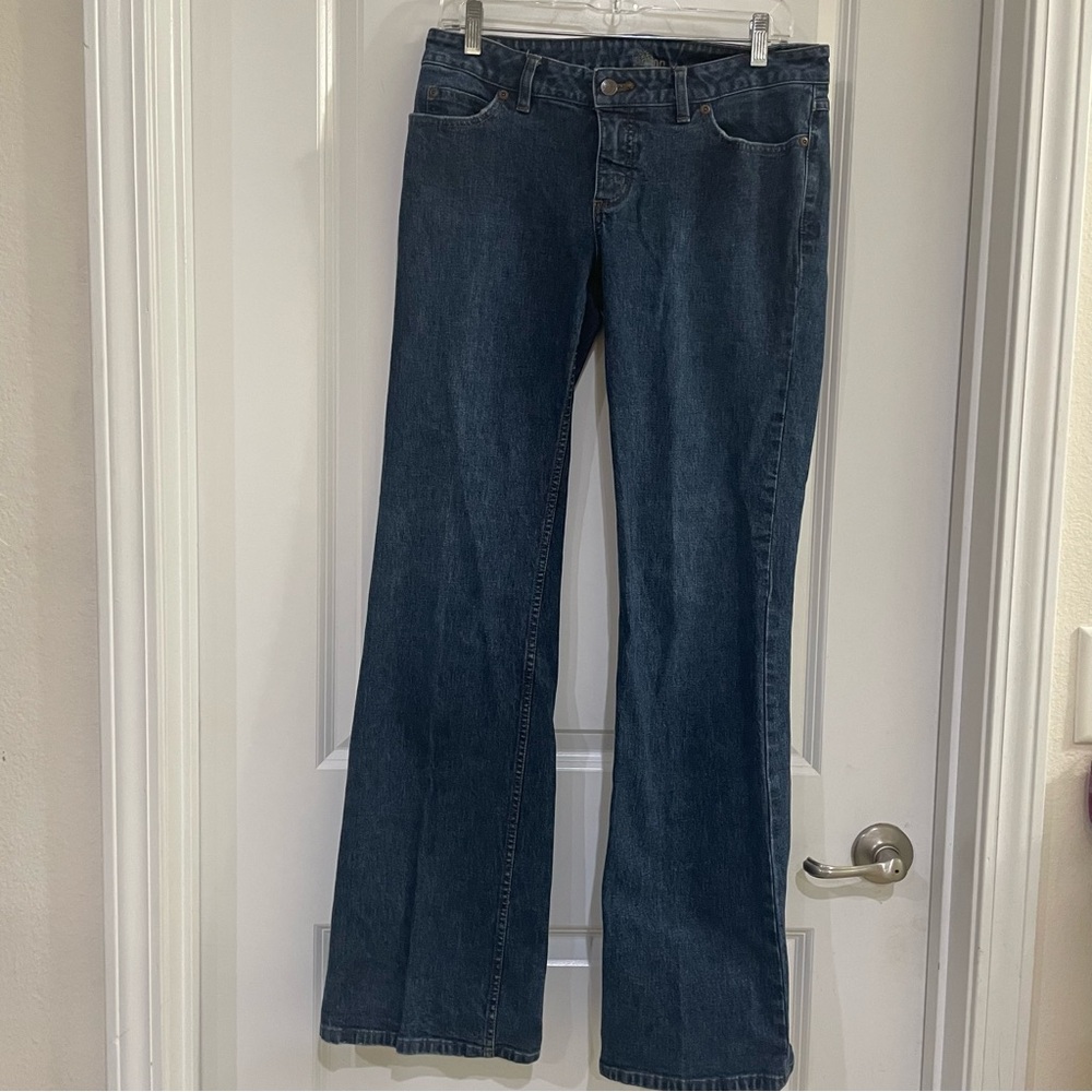 Casion ladies jeans‎ bell bottom style rhinestone embellishments pocket size 6
